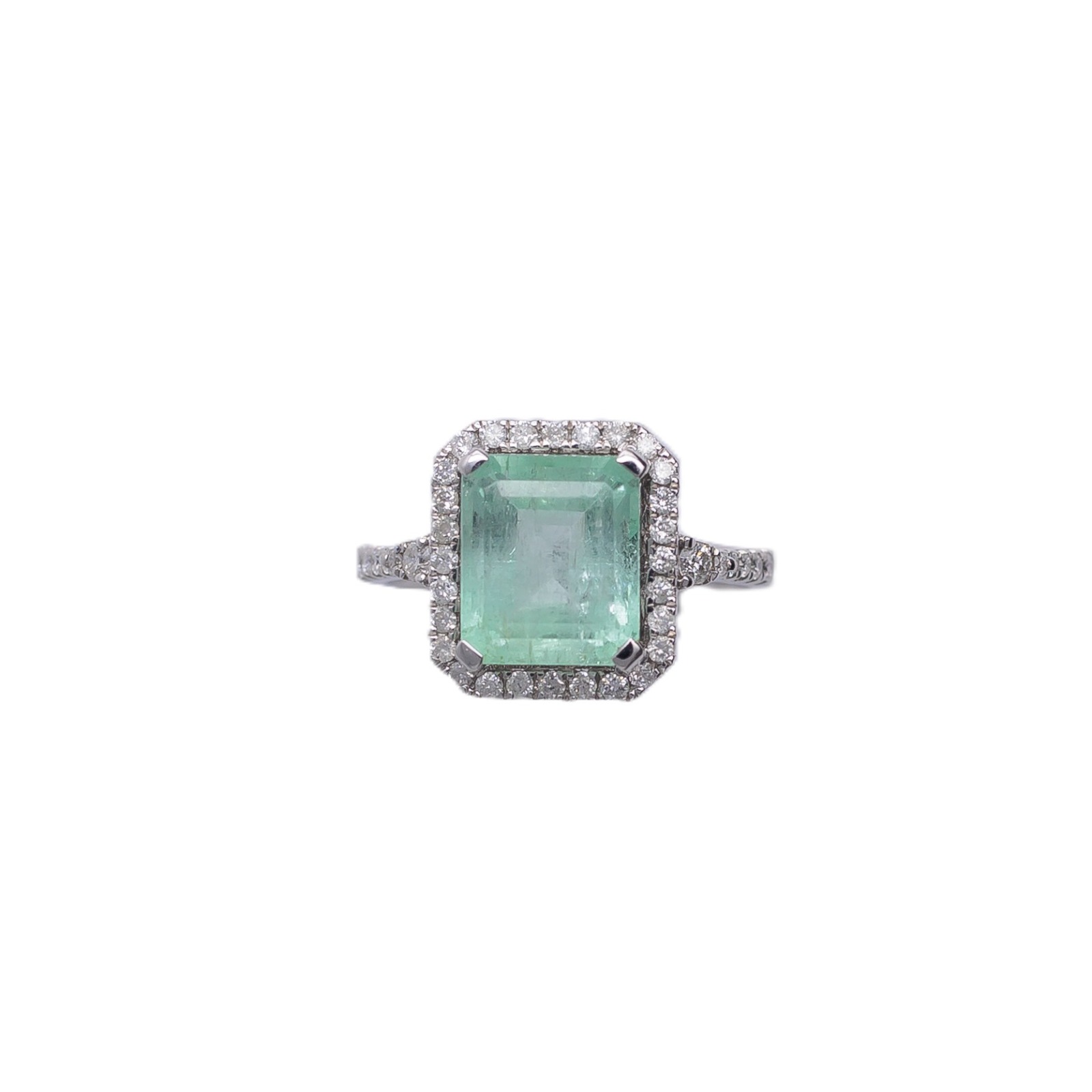 Anel de esmeralda e diamantes